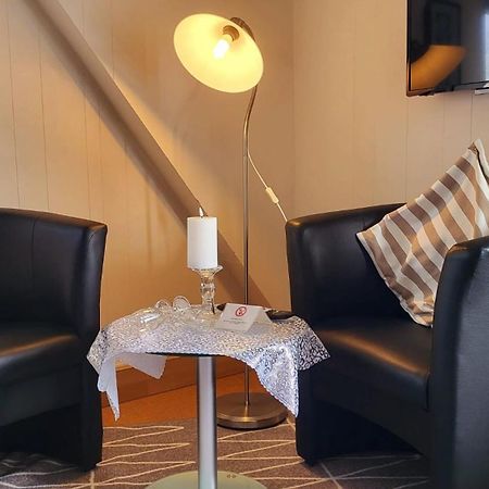 בוטיאדינגן Burhave Gaestehaus 2 מראה חיצוני תמונה